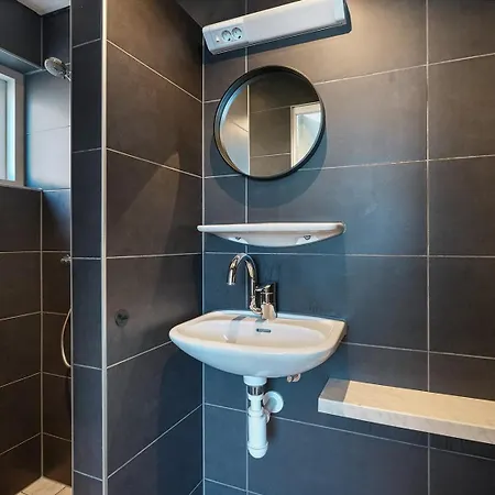 فندق Guesthouse Ouddorp Connection آودورب