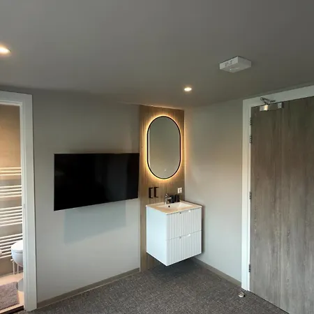 Guesthouse Ouddorp Connection فندق 2*
