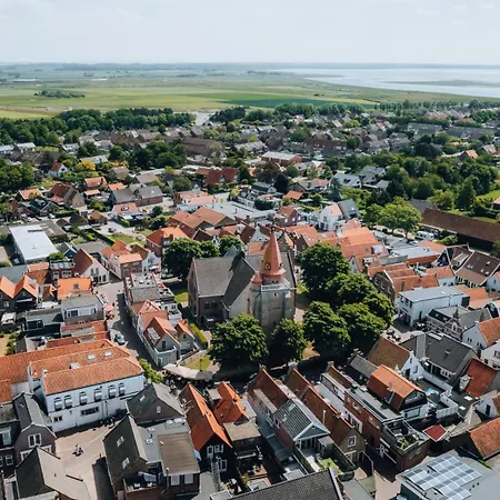 Guesthouse Ouddorp Connection Szálloda