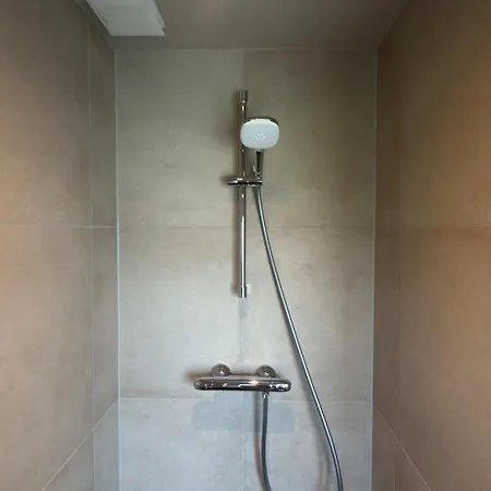 Guesthouse Ouddorp Connection